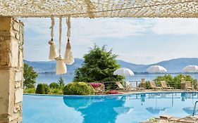 Limneon Resort & Spa